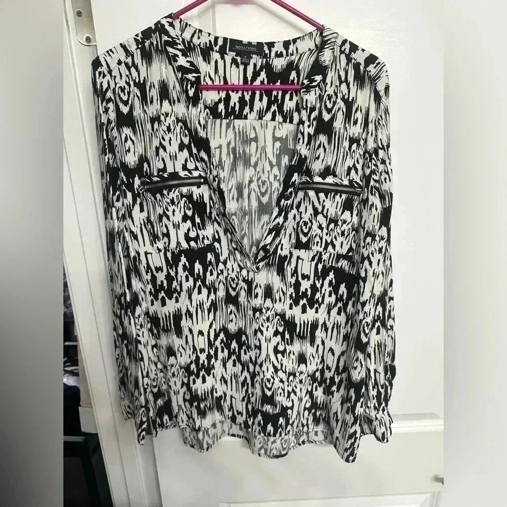 Medium Top from NOTATIONS Chic Business Casual Top - Picture 13 of 16